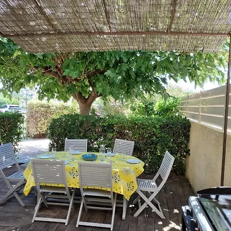 Charmante Maison Avec Garage, Acces Direct A La Leucate