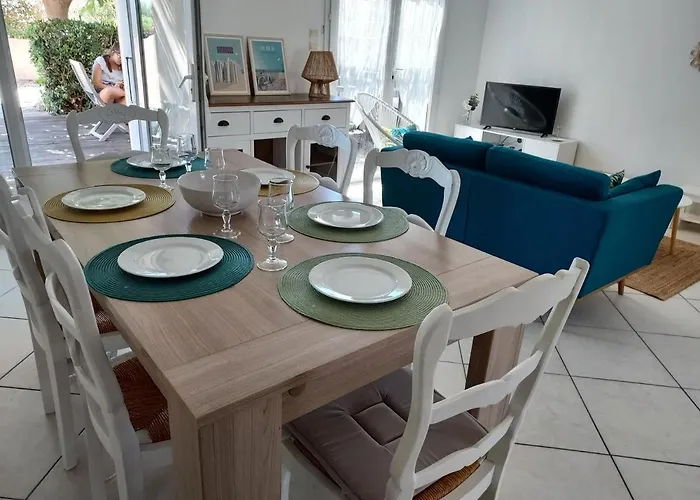 Charmante Maison Avec Garage, A Proximite De La Feriehus